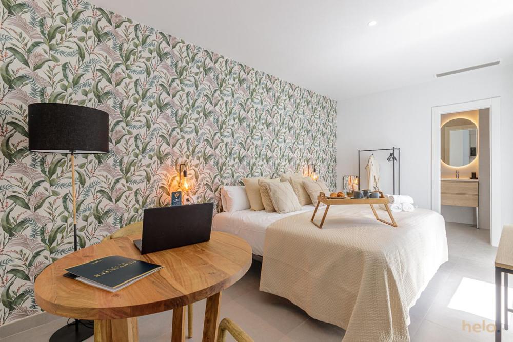 Cervantes Suites Malaga Luaran gambar