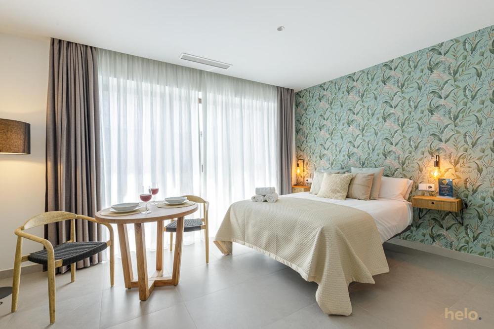 Cervantes Suites Malaga Luaran gambar